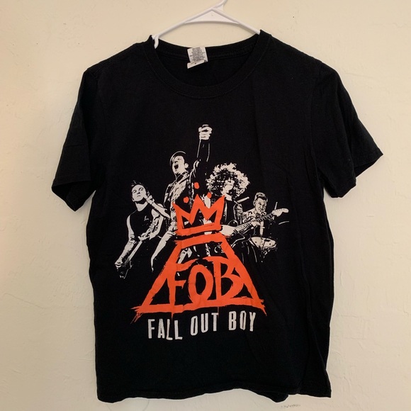 Gildan Tops - Fall Out Boy Monumentour 2014 Concert Tee